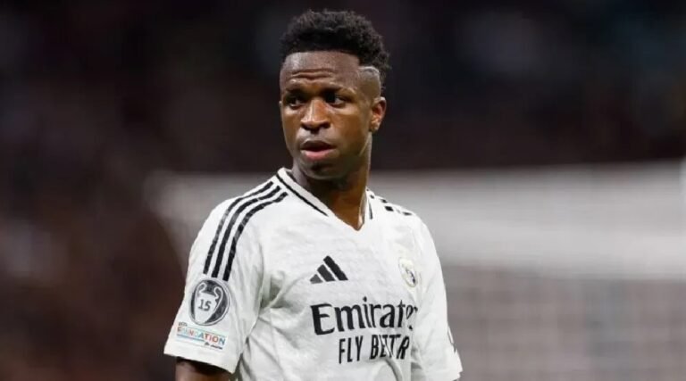 Vini Jr. é alvo de cantos racistas antes de jogo da Copa do Rei