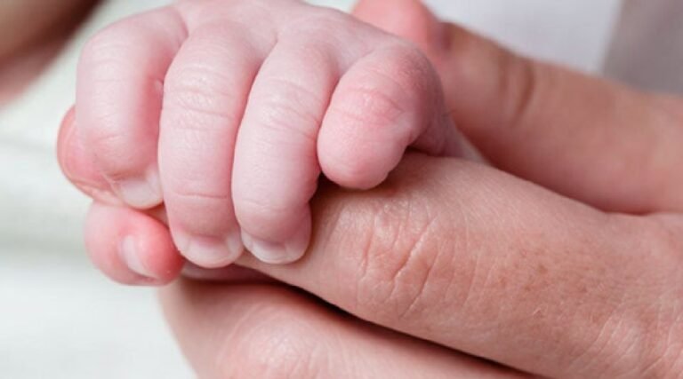 Sete crianças foram entregues voluntariamente para adoção no Acre em 2025