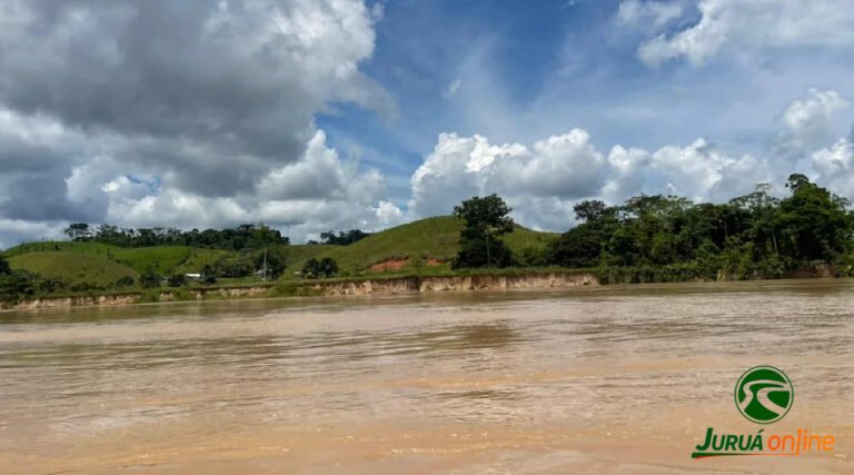 Rio Juruá registra vazante nas últimas horas em Cruzeiro do Sul