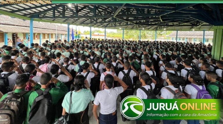 Acre inicia oficialmente o ano letivo 2026 e movimenta milhares de estudantes no estado
