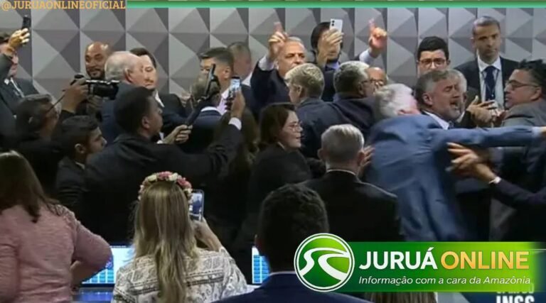 Após derrota, governistas causam confusão e sessão da CPMI é suspensa