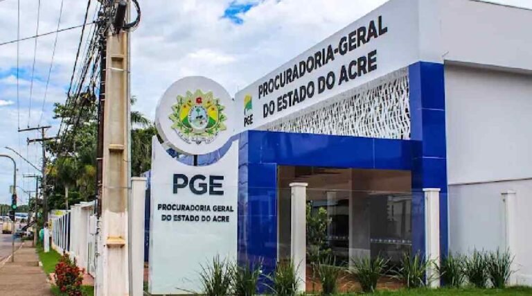 PGE/AC oferece bolsas em eventos de capacitação jurídica e gestão pública