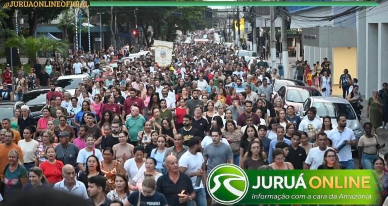 Mais de 10 mil fiéis acompanham Procissão do Cristo Morto em Rio Branco