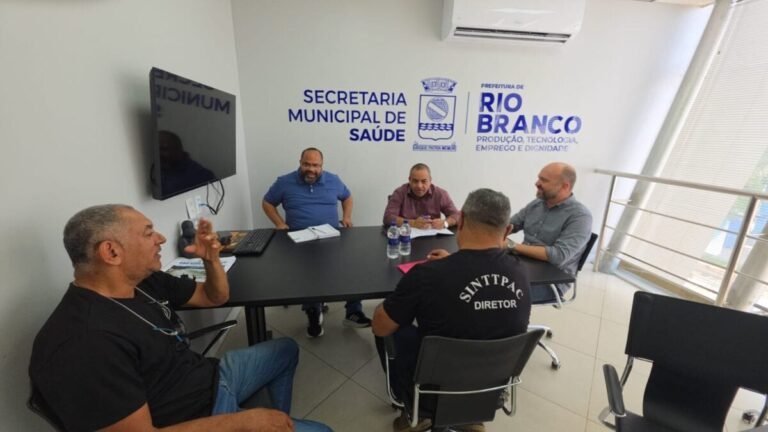 Negociações se arrastam e greve dos ônibus segue sem solução em Rio Branco