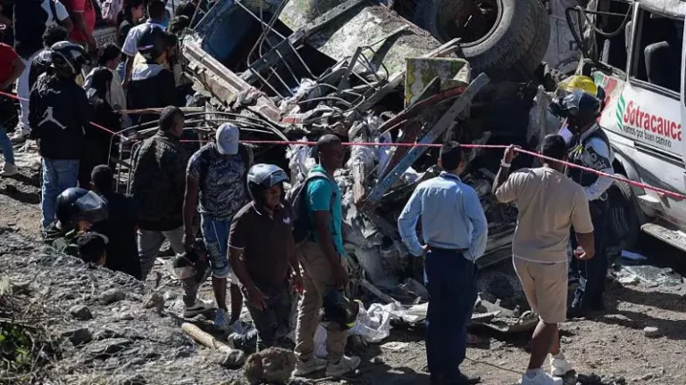 Atentado com explosivos deixa mortos e feridos no sudoeste da Colômbia