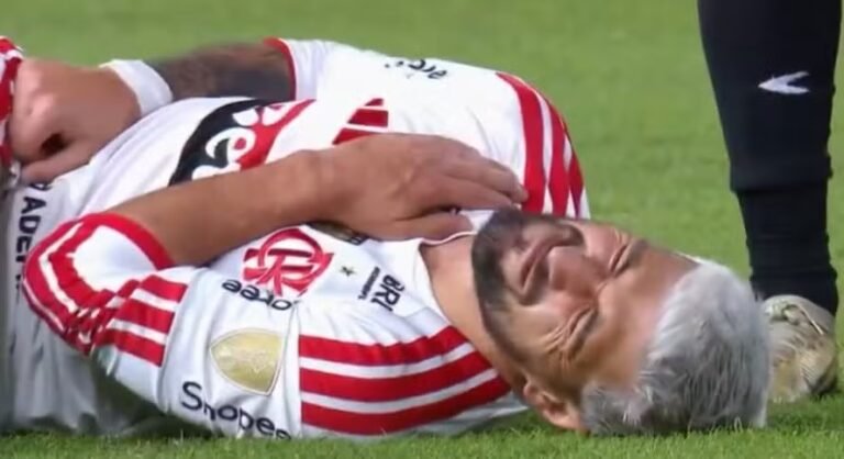 Flamengo confirma cirurgia em Arrascaeta após fratura na clavícula direita