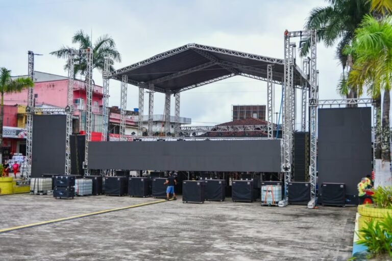 É hoje: Joelma sobe ao palco em Cruzeiro do Sul e promete arrastar multidão na Festa do Trabalhador