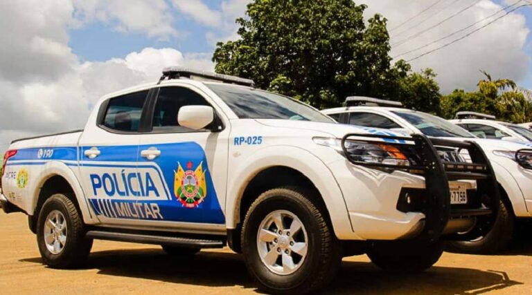 Homem é preso com drogas e armas em Cruzeiro do Sul; comparsa foge durante ação policial