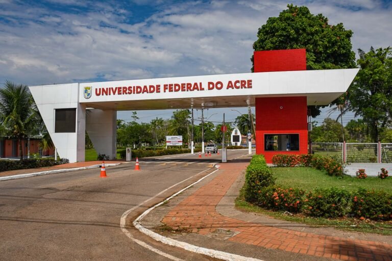 Ufac divulga 2ª chamada do processo seletivo 2026 e convoca candidatos para matrícula online