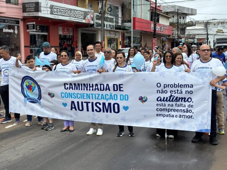 Caminhada reforça conscientização sobre o autismo em Cruzeiro do Sul e reúne famílias e apoiadores