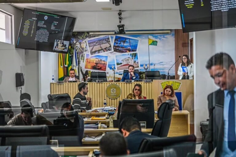 Câmara de Rio Branco aprova auxílio emergencial de R$ 2 mil para famílias atingidas por enchentes
