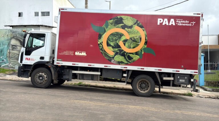 Programa estadual entrega alimentos para 133 famílias em situação de vulnerabilidade em Cruzeiro do Sul