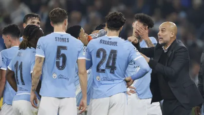 Guardiola comunica saída do Manchester City ao fim da temporada, diz jornal