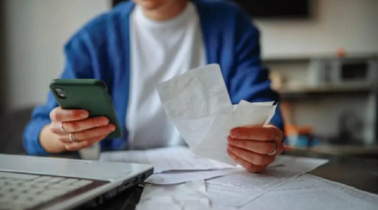 Desenrola 2.0: as regras para famílias, estudantes e MEIs renegociarem dívidas no novo programa