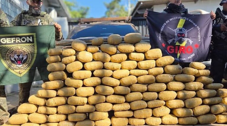 Operação na Transacreana apreende 105 tijolos de supermaconha e termina com quatro detidos no Acre