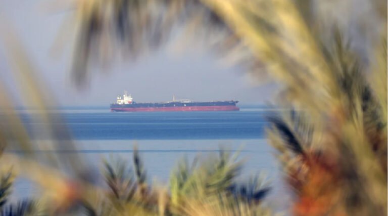 Irã pode causar “catástrofe digital” ao ameaçar cabos submarinos em Ormuz