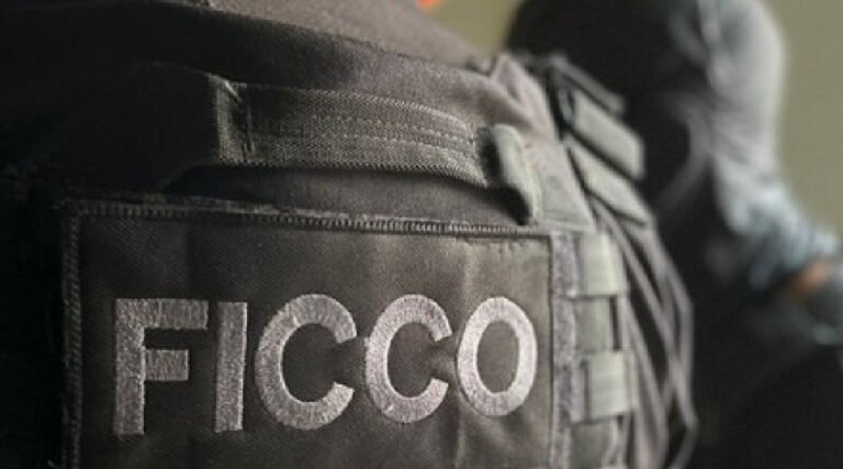 Operação no Acre mira tráfico de drogas e bloqueia mais de R$ 1 milhão em bens