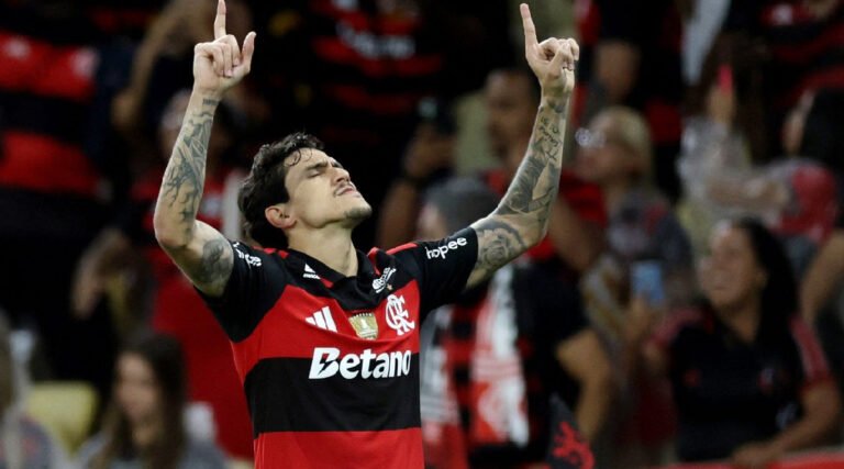 Libertadores: Pedro decide e Flamengo está nas oitavas de final