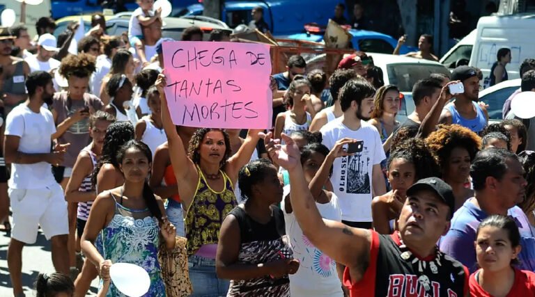 Pessoas negras são maiores vítimas de homicídios no país