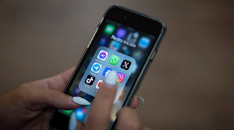 “Limitar acesso não é suficiente”. ONU declara “prioridade urgente” proteger crianças do mundo digital