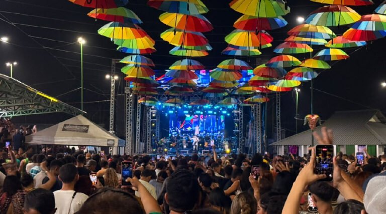 Show da Chicabana reúne multidão e encerra comemorações pelos 49 anos de Mâncio Lima