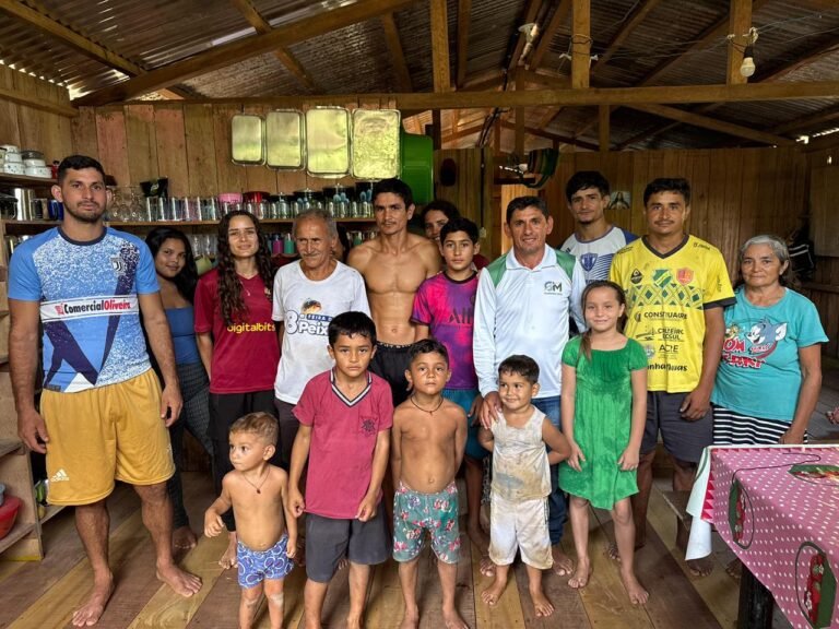 Vice-prefeito Guarsônio Melo comemora instalação de internet em comunidades rurais de Porto Walter
