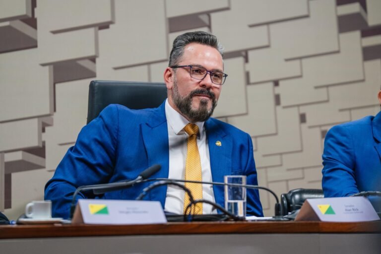 Senador Alan Rick coordena reunião da bancada federal com prefeitos e garante avanços em pautas estratégicas para os municípios acreanos