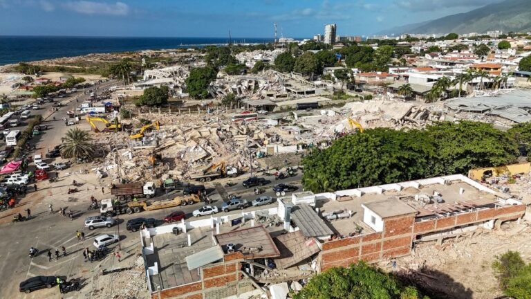 Cidade venezuelana vive cenário de caos após terremotos com apagão e IML superlotado