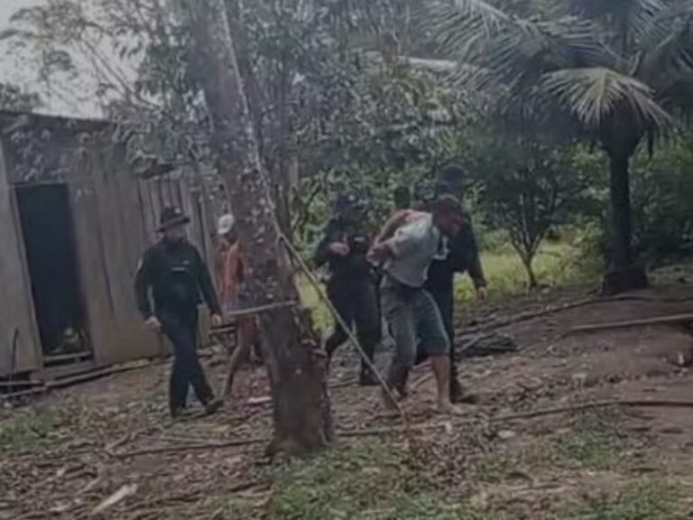 Tio mata sobrinho a facadas durante bebedeira em Sena Madureira