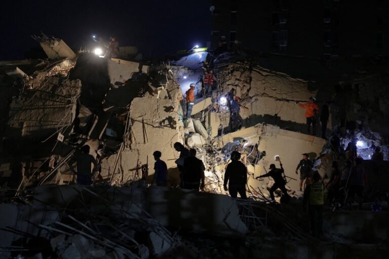 Terremotos na Venezuela deixam centenas de mortos; Itamaraty confirma duas vítimas brasileiras