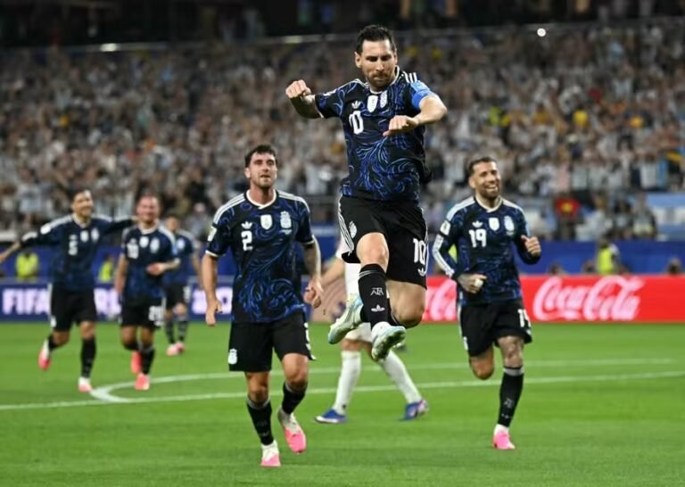 Messi amplia marca histórica em Copas e quebra mais um recorde mundial