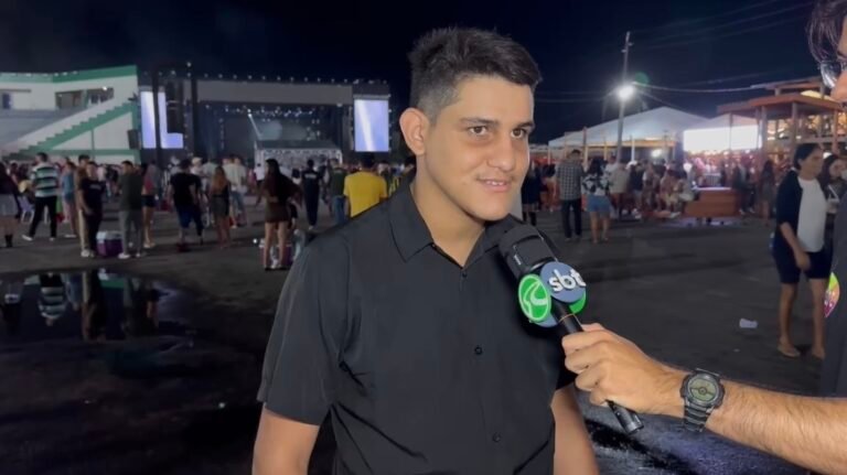 “Eu não perco um show dele”, diz fã que aguarda apresentação de Natanzinho na Expoacre Juruá