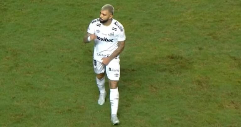 Gabigol é suspenso por um jogo pelo STJD após gesto obsceno em partida do Santos