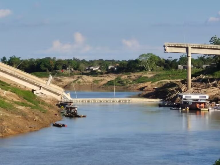 Justiça bloqueia R$ 36 milhões em bens de construtora responsável por ponte que desabou em Sena Madureira