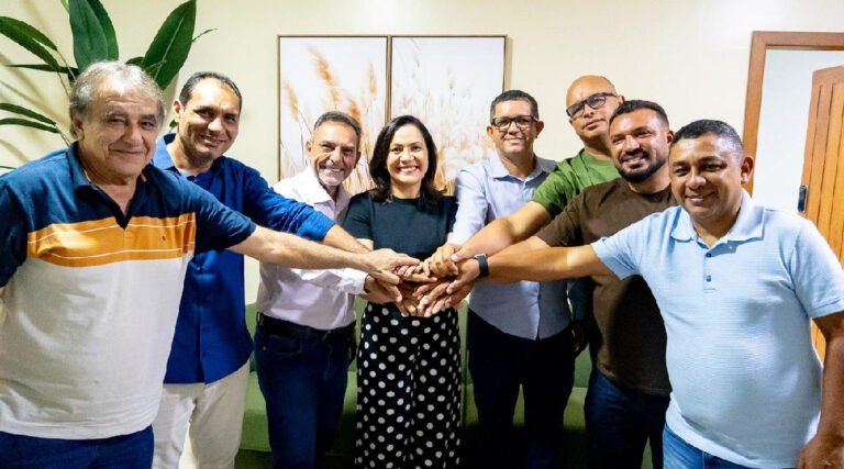 Mailza Assis e Zezinho Barbary unem prefeitos e fortalecem projeto político no Juruá
