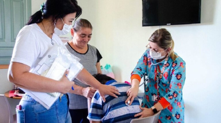Criança gripada deve ir à escola? Pediatra explica quando é necessário manter o aluno em casa