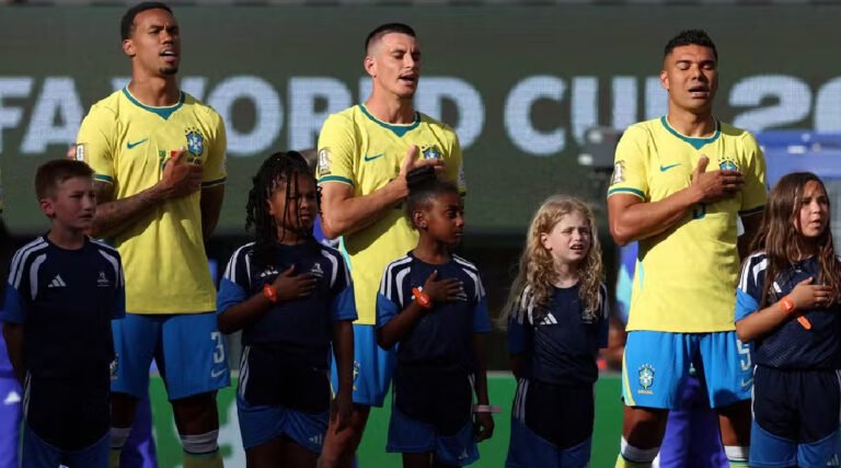 ‘Obra-prima musical’: New York Times elege Hino do Brasil como o melhor da Copa do Mundo