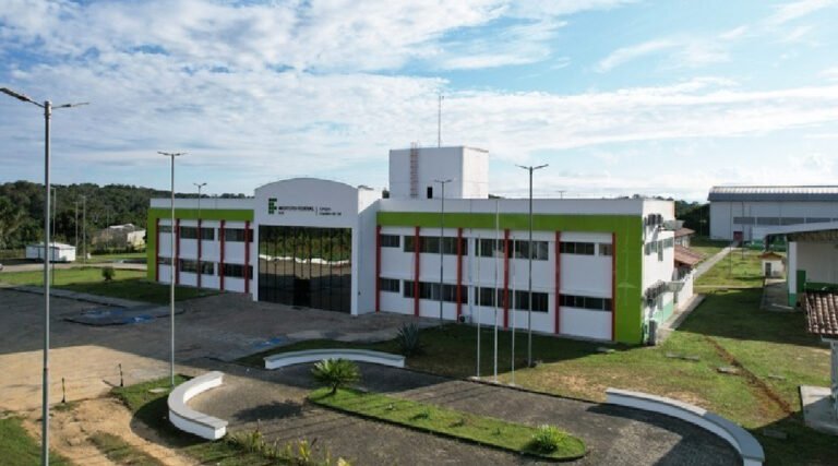 Cruzeiro do Sul terá 60 vagas em cursos gratuitos para mulheres em situação de vulnerabilidade social