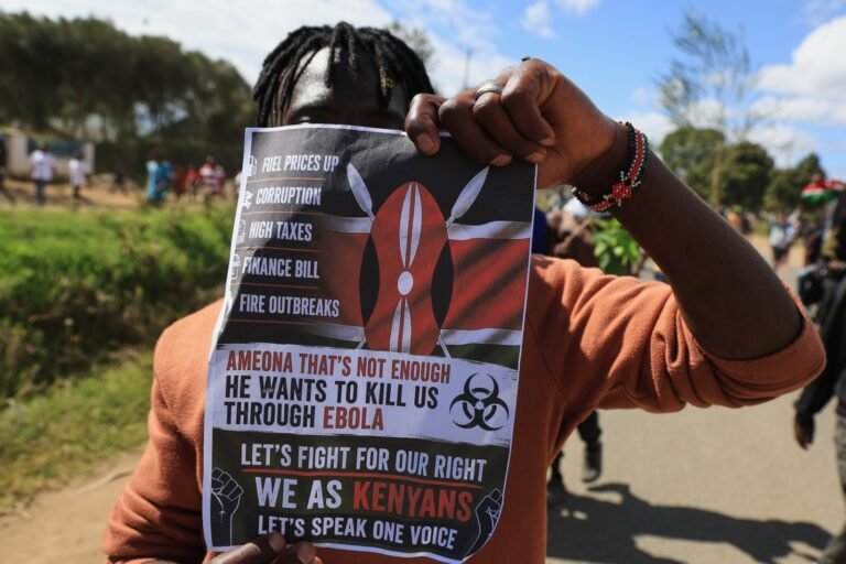 Protestos no Quênia contestam instalação de centro de quarentena para Ebola destinado a cidadãos dos EUA