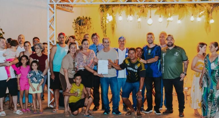 Prefeitura de Cruzeiro Sul dá Ordem de Serviço para asfaltamento da Rua Nalberto Paiva no Bairro do Miritizal