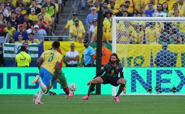 Defesa da Seleção vira preocupação de Ancelotti após pior sequência desde 2019