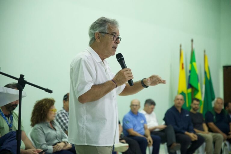 Jorge Viana intensifica agenda no Juruá e reforça discurso de desenvolvimento para o Acre