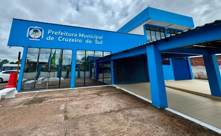 Prefeitura de Cruzeiro do Sul altera horário de expediente durante a Expoacre Juruá 2026