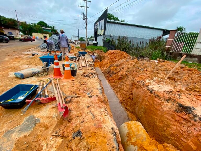 Prefeitura de Cruzeiro do Sul avança com serviços de 1.200 metros de drenagem na Avenida Copacabana que será totalmente revitalizada