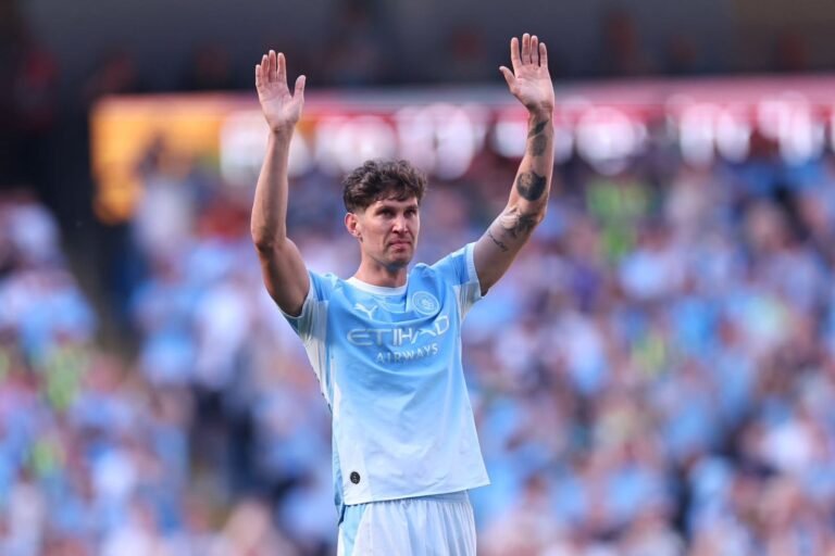 Inter de Milão e Juventus disputam contratação de John Stones