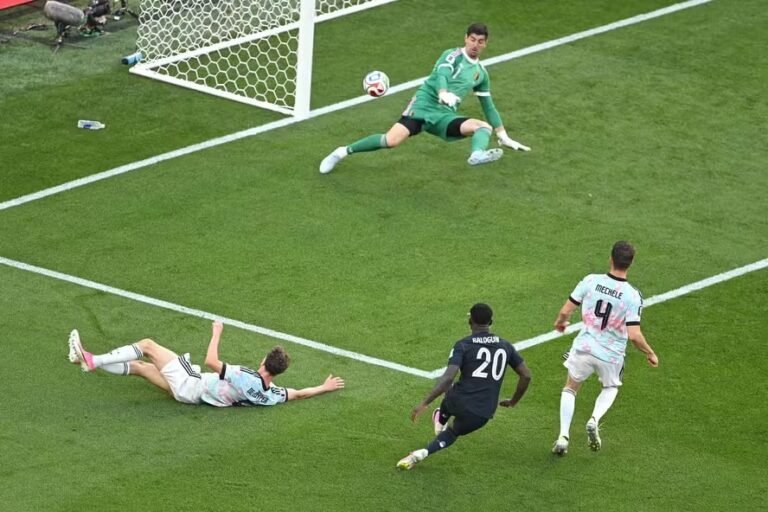 Bélgica diz que “raiva” e sensação de injustiça motivaram vitória sobre os Estados Unidos na Copa