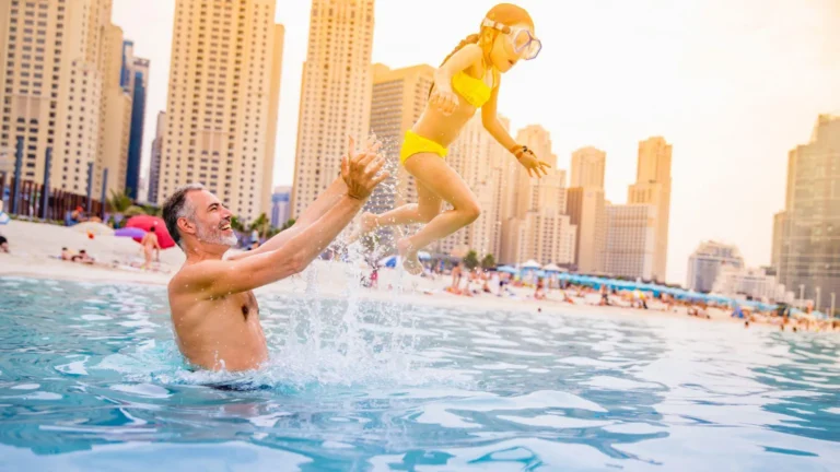 Destinos tradicionais ficam mais caros e turistas buscam alternativas para economizar nas férias