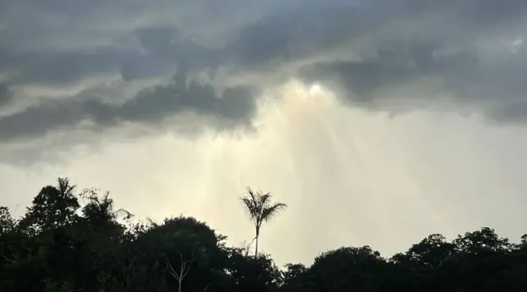 INMET emite alerta de chuva intensa para Cruzeiro do Sul e demais municípios do Acre