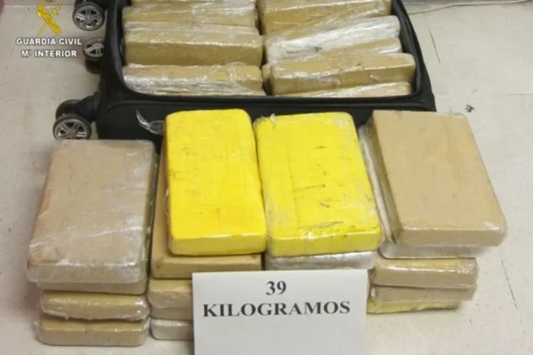 Justiça Militar condena mais dois envolvidos em caso de cocaína transportada em avião da FAB