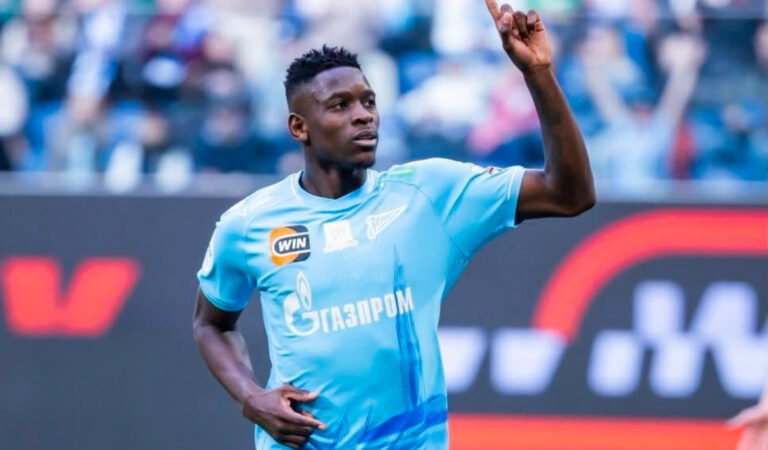 Botafogo inicia conversas com o Zenit para tentar repatriar Luiz Henrique